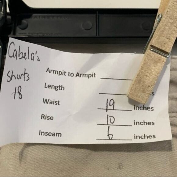 Cabelas Cargo Shorts Women's 16 Khaki Outdoor Hiking High Rise Cargo Pockets - Picture 2 of 9